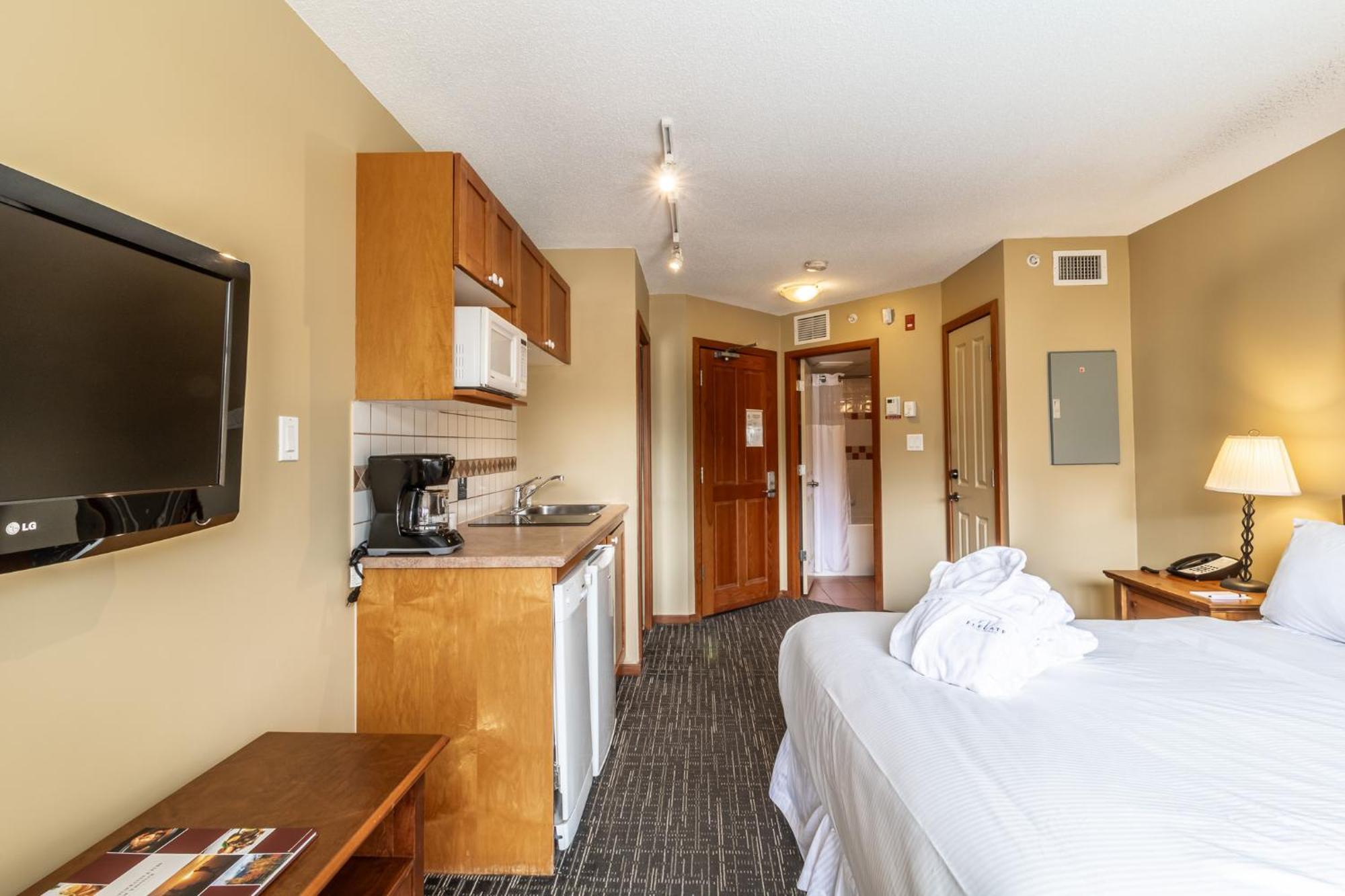 Cascade By Elevate Vacations Appartement Whistler Buitenkant foto