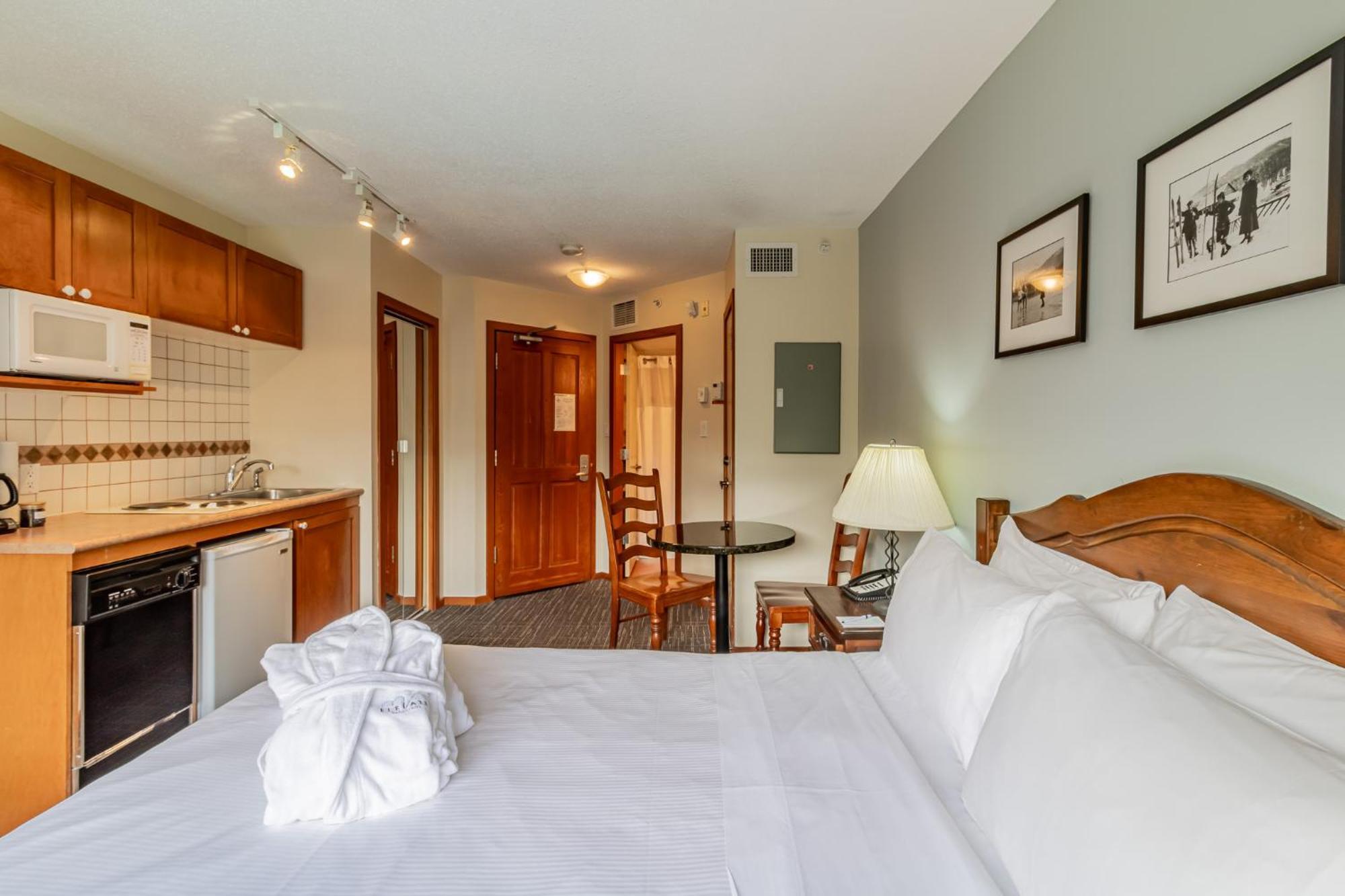 Cascade By Elevate Vacations Appartement Whistler Buitenkant foto
