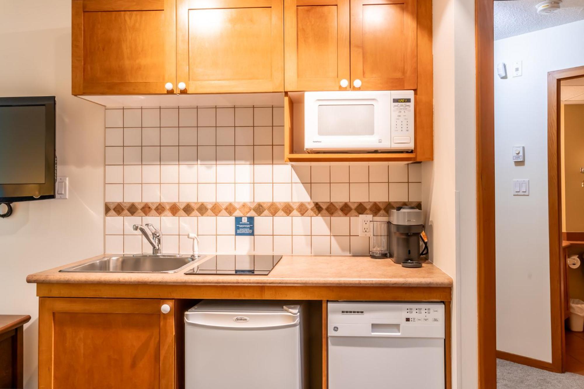 Cascade By Elevate Vacations Appartement Whistler Buitenkant foto