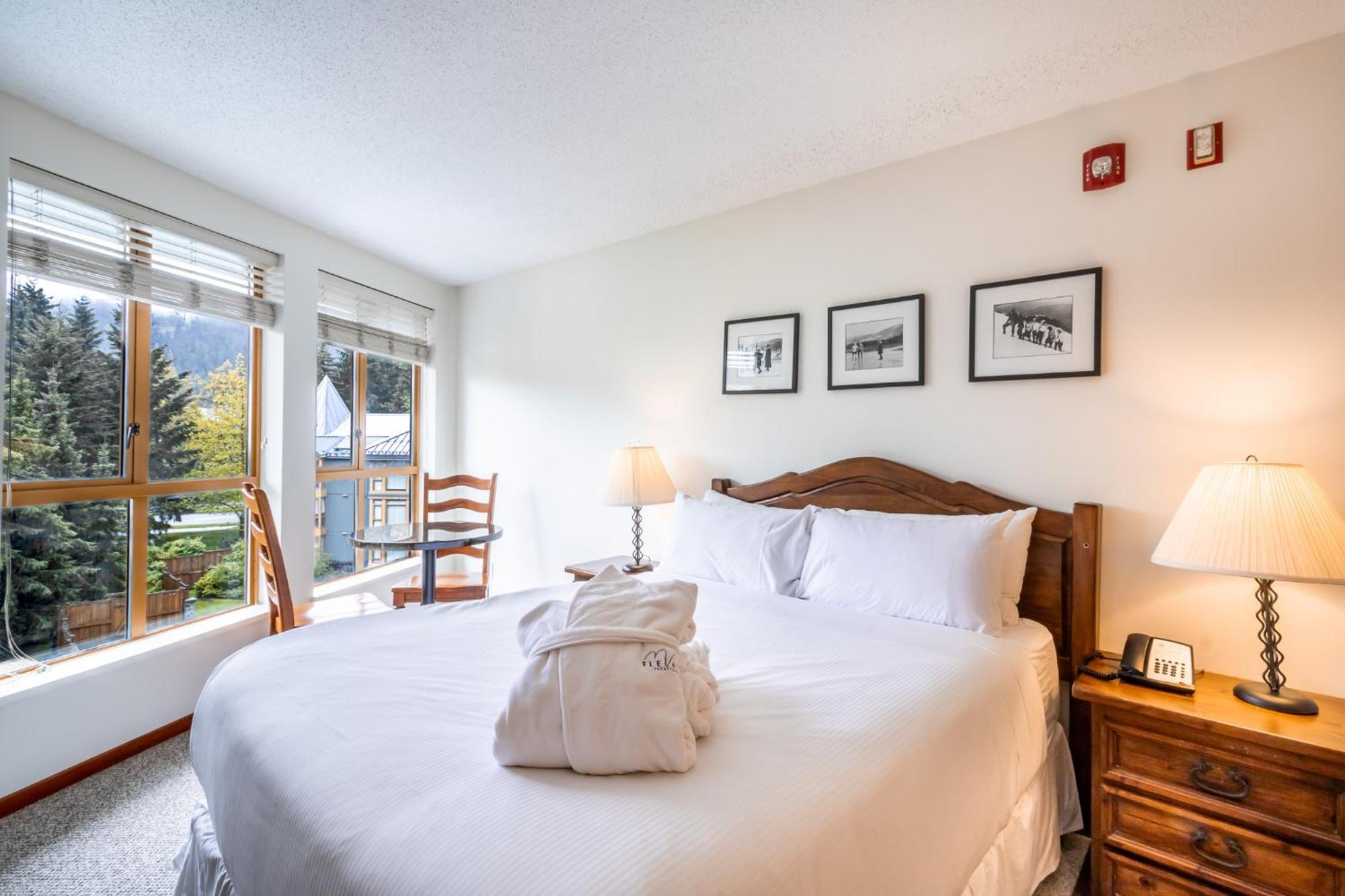 Cascade By Elevate Vacations Appartement Whistler Buitenkant foto